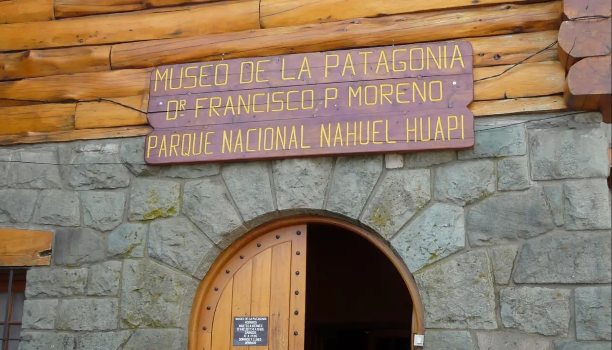 Entrada do Museu de la Patagonia em Bariloche