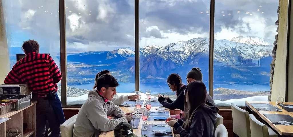 Casal em Bariloche
